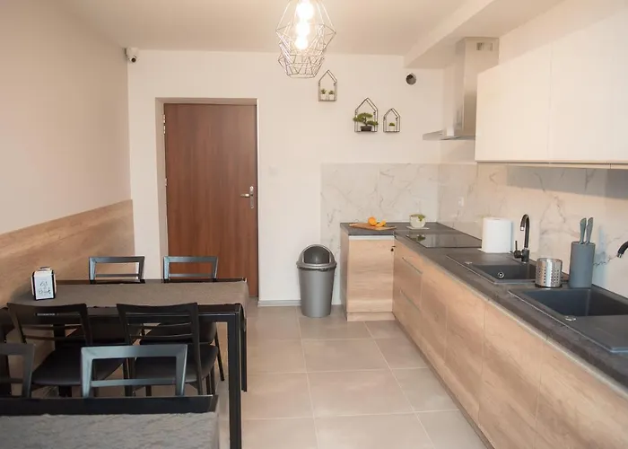 Geris 3* צ'סטוצ'ובה